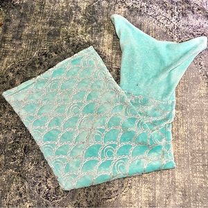 Justice - Girl’s (One Size) Teal Blue and Silver Mermaid Tail Soft Blanket